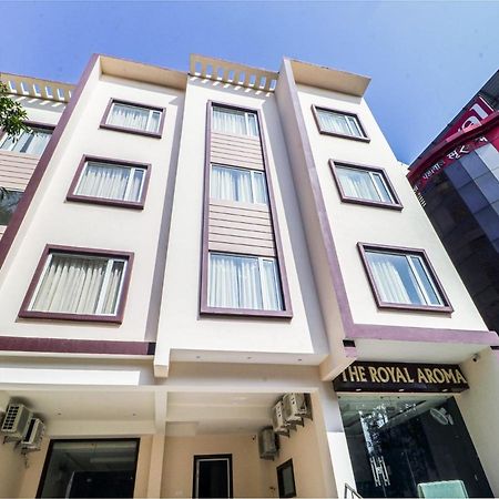 Oyo Townhouse 853 Hotel The Royal Aroma Haridwar Exterior photo